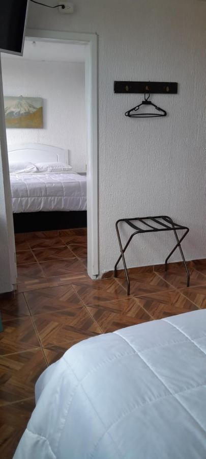 Hostal Brilliant Quito Exterior foto