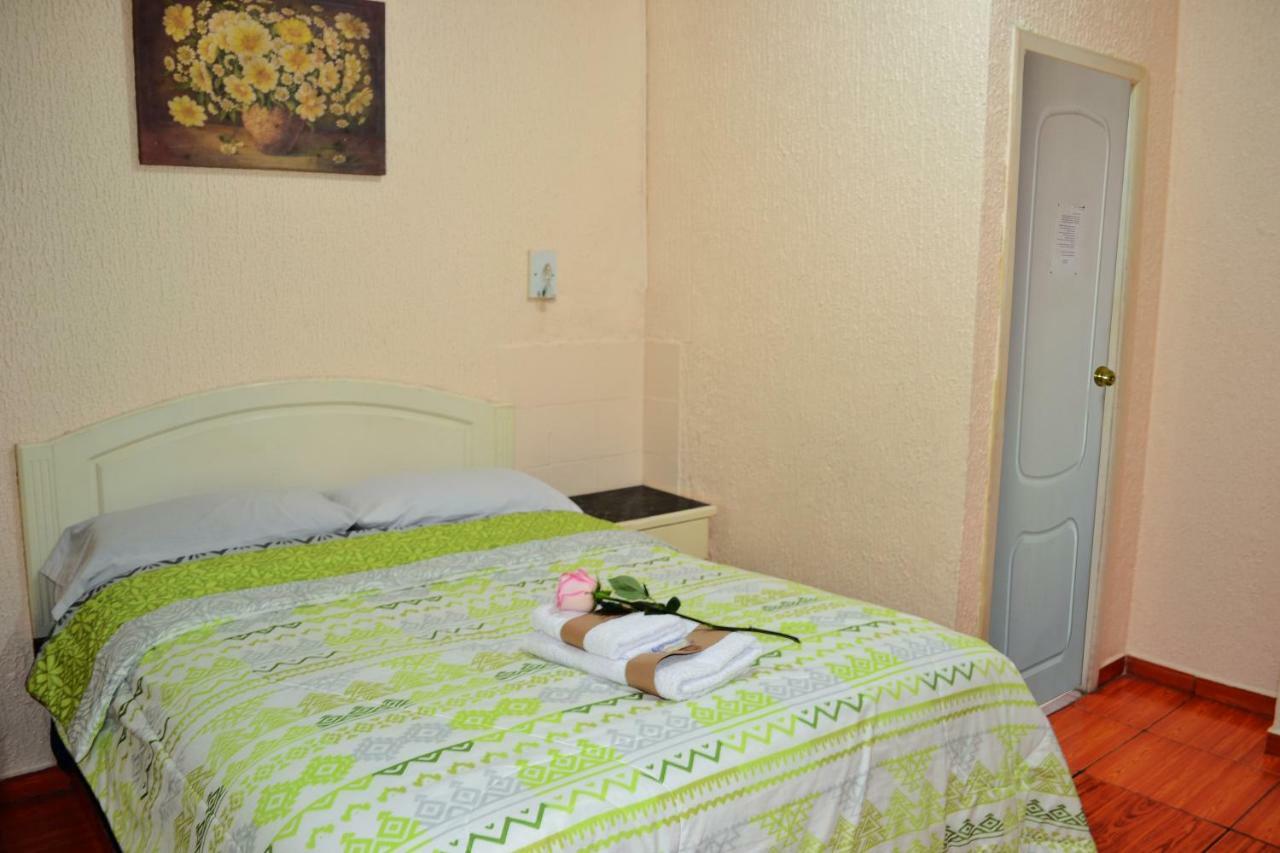 Hostal Brilliant Quito Exterior foto