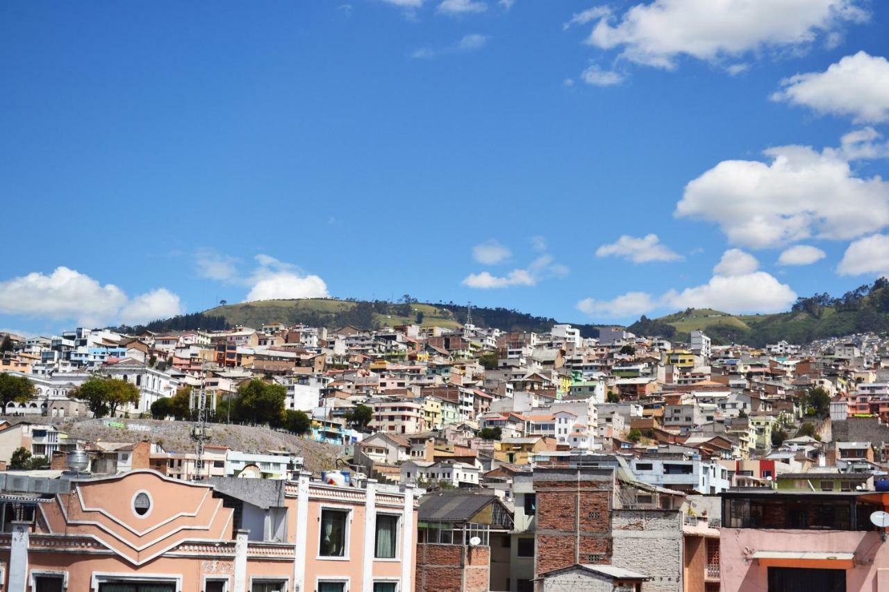 Hostal Brilliant Quito Exterior foto